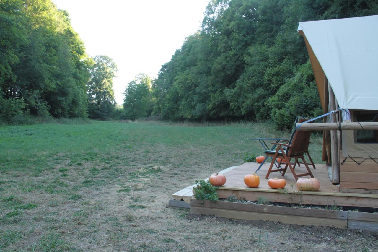 Villa Chez Tombivouac Pierrefonds Exterior foto